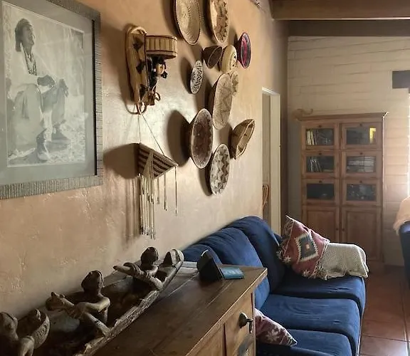 Casa Azul: Pet-friendly Adobe Oasis In Location